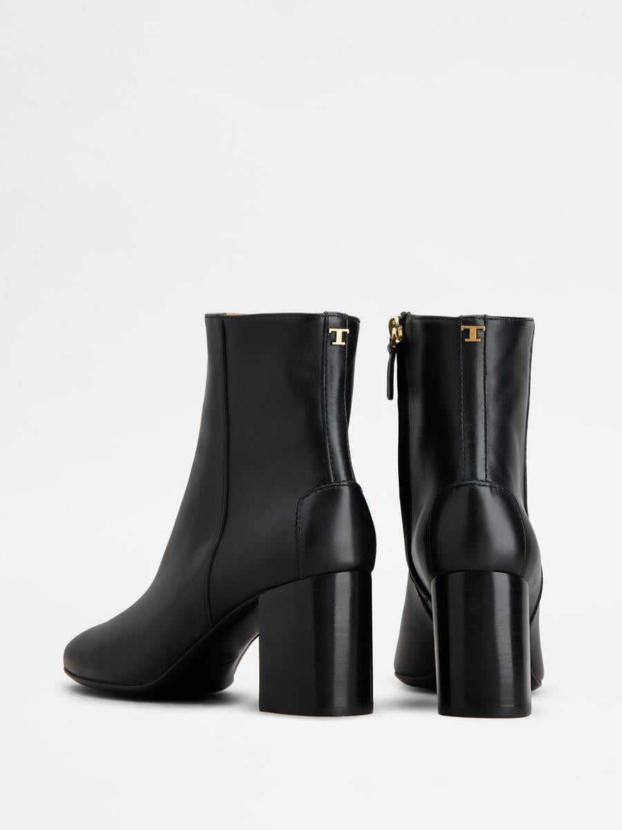 Tod'S Leather Ankle Boots Shoes