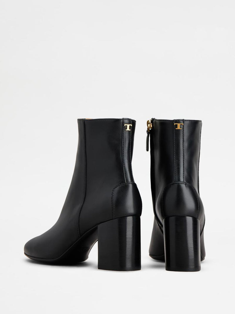 Tod'S Leather Ankle Boots Shoes