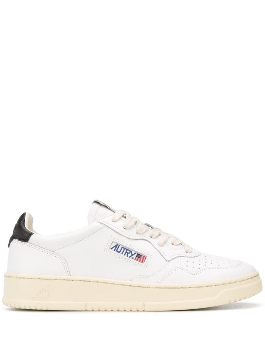 'Medalist Low' White Sneakers With Contrasting Heel Tab In Leather Man