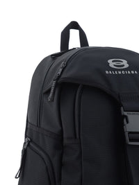 balenciaga-backpacks-1764888686008770595-2