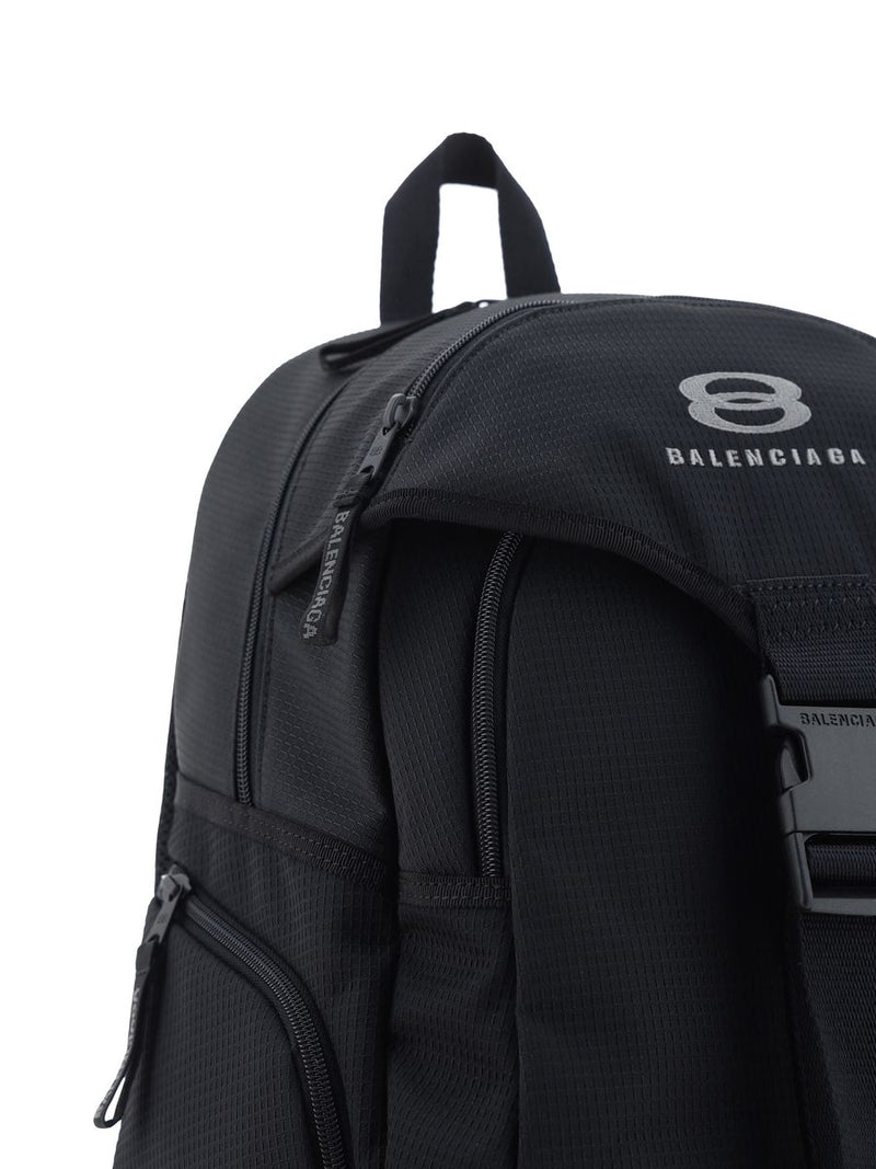 balenciaga-backpacks-1764888686008770595-2