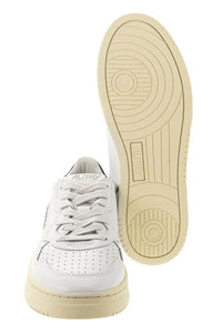 Autry Medalist Low - Leather Sneakers