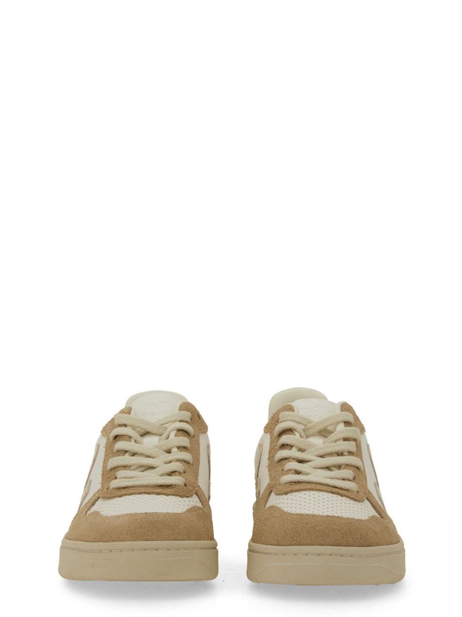 Veja Sneaker "V-10"