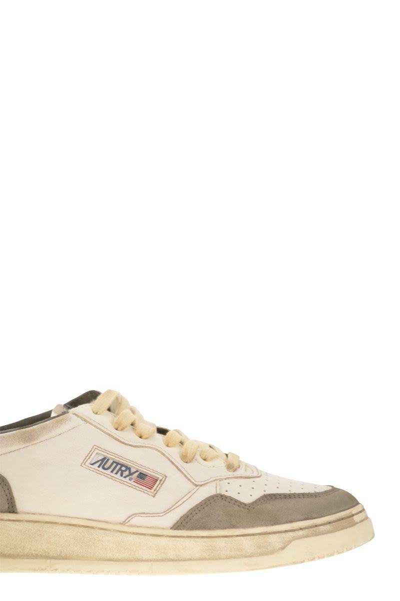 Autry Super Vintage - Leather Sneakers