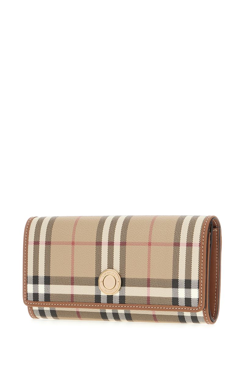 burberry-wallets-1764887516008287217-1