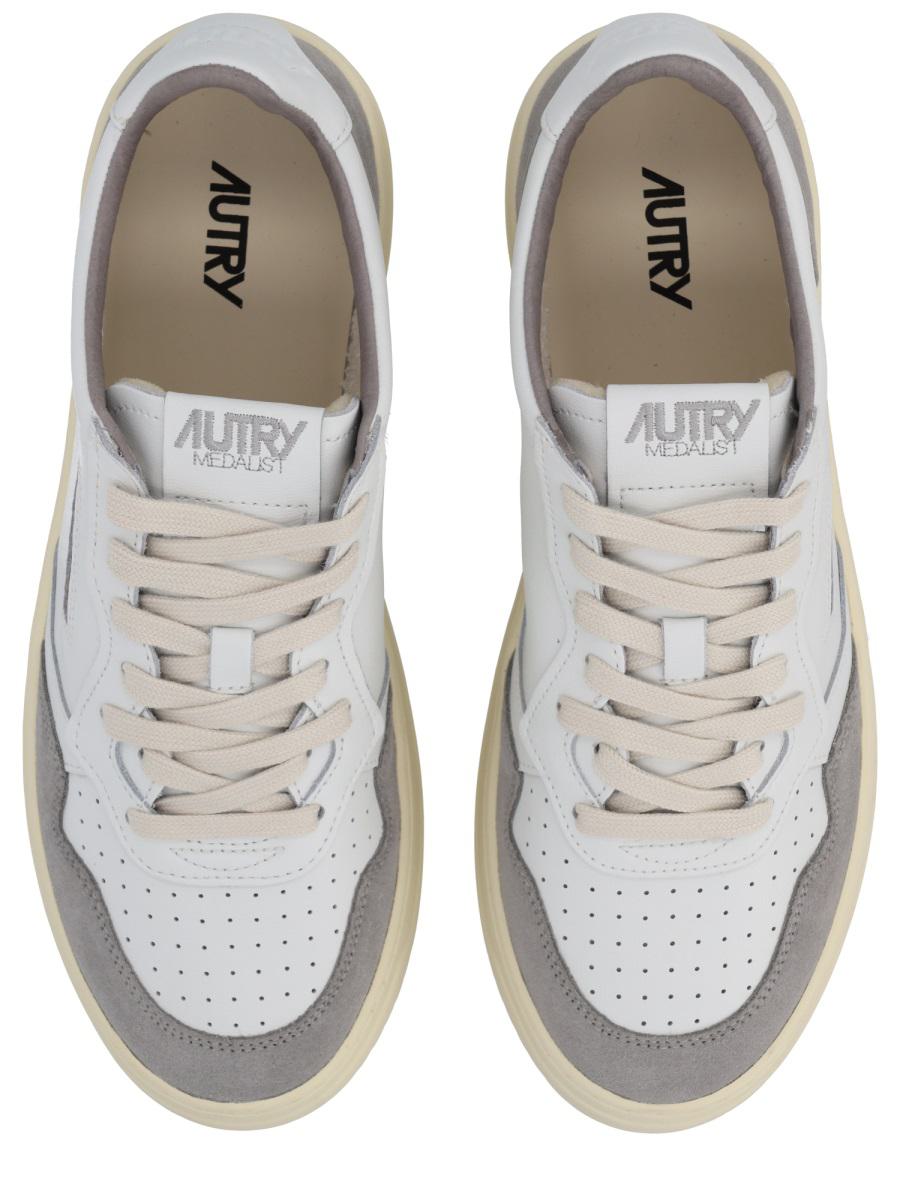 Autry "Medalist Low" Sneaker
