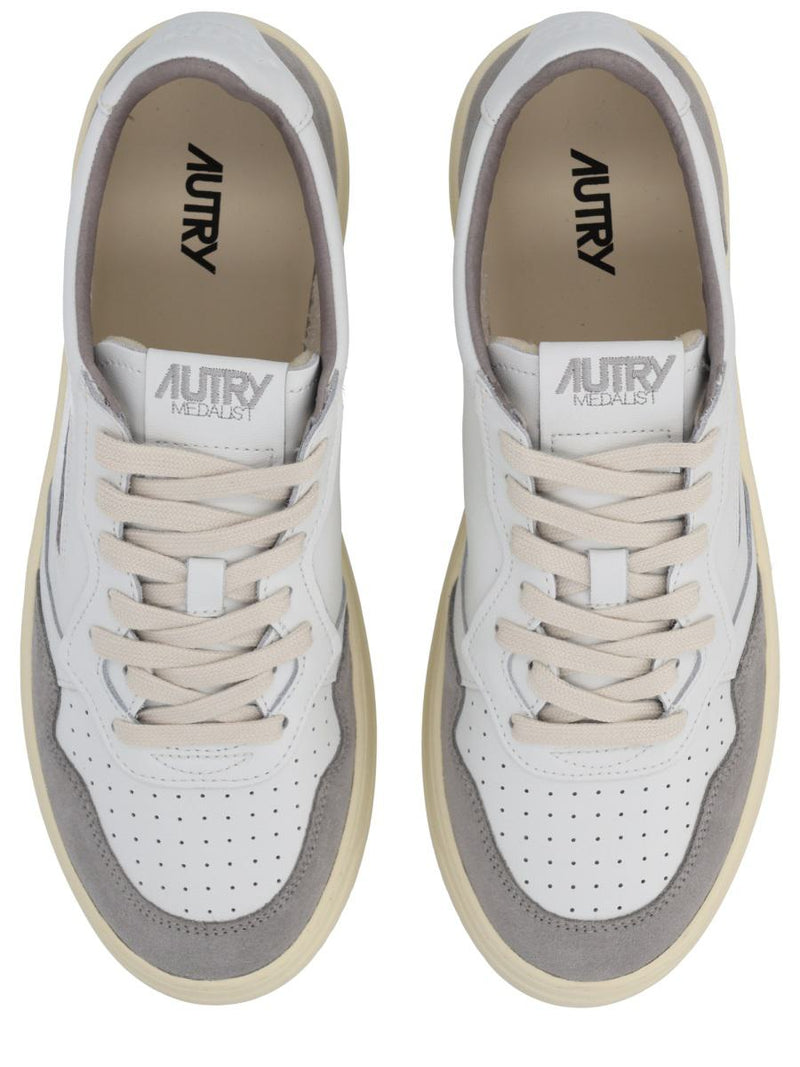 Autry "Medalist Low" Sneaker