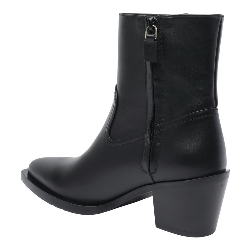Stuart Weitzman Boots