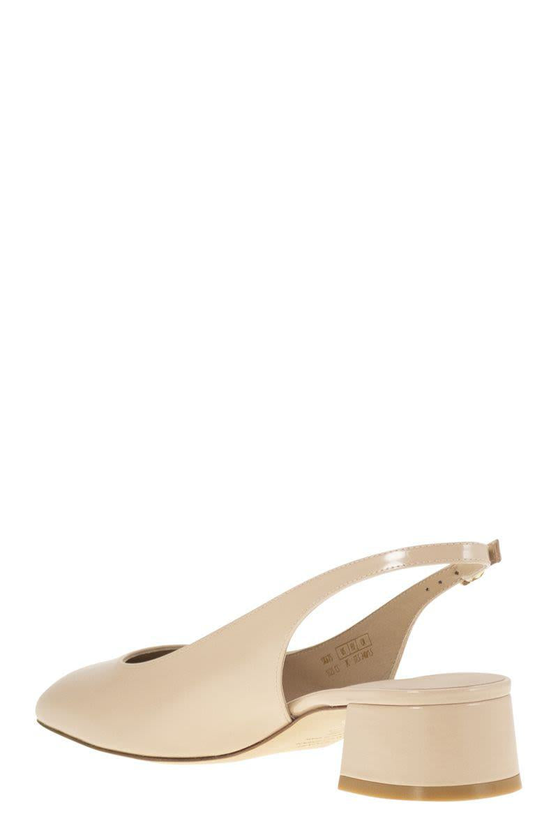 Stuart Weitzman Maeve - Lacquered Leather Slingback