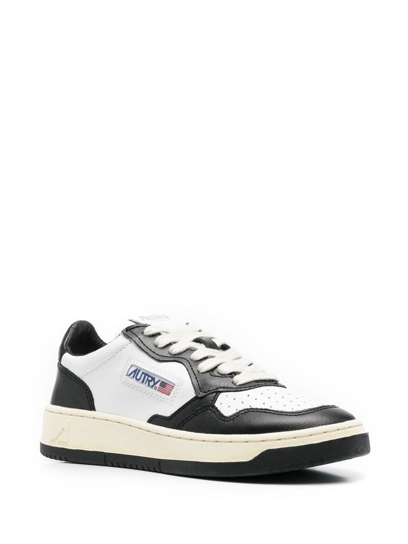 Autry 'Medalist' Sneakers In Black And White Leather