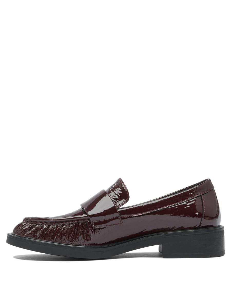 Strategia Loafers & Slippers