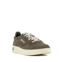 Autry Medalist Low Sneakers In Mistletoe Suede And Off White