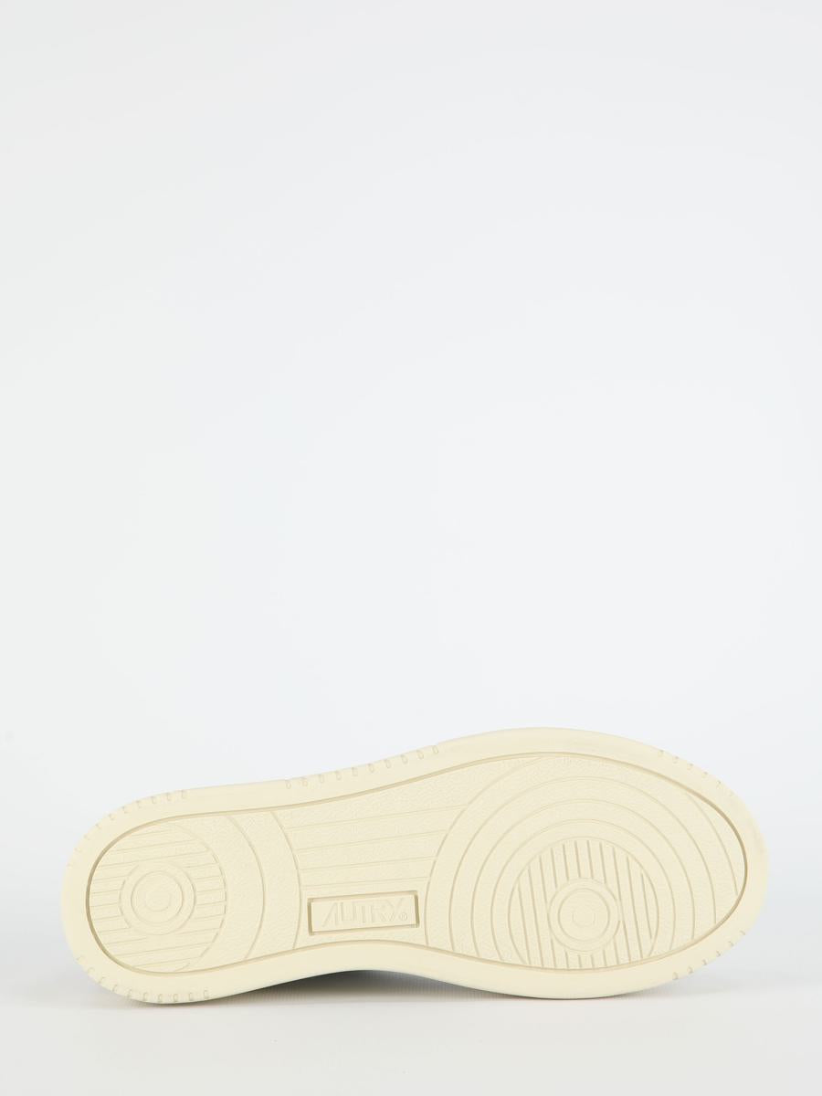 Medalist Low Sneakers