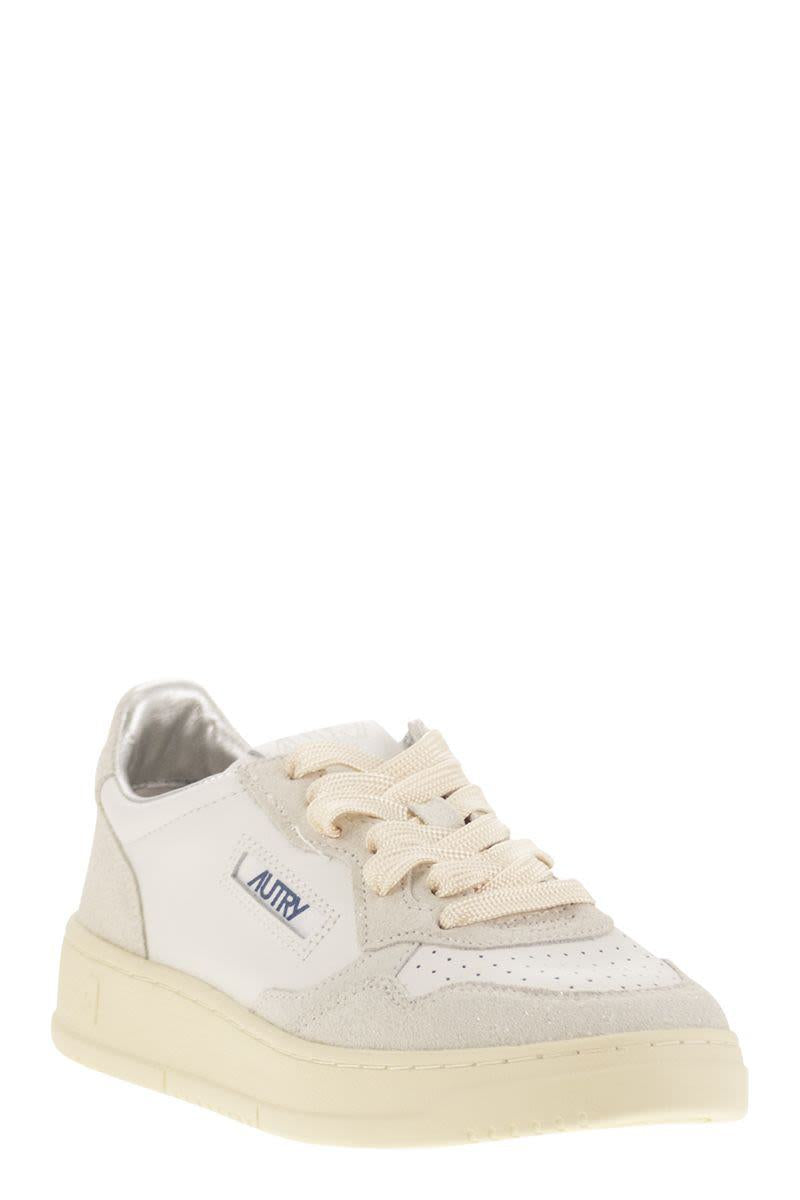 Autry Medalist Low - Sneakers With Two-Tone Glitter
