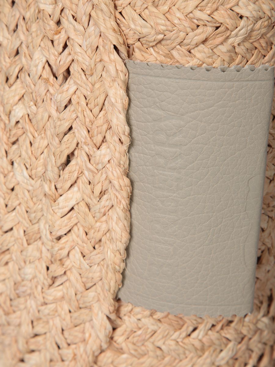 burberry-bags-1764899242011104895-3