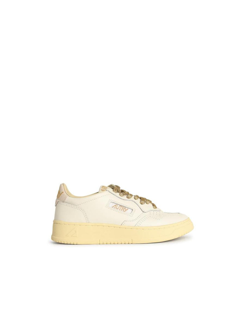 Autry 'Medalist Low' White And Gold Leather Sneakers