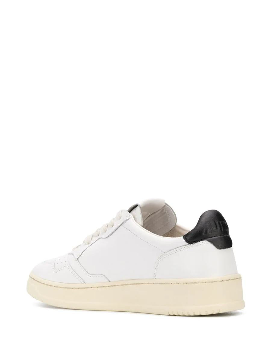 Autry "Medalist Low" Leather Sneakers Shoes