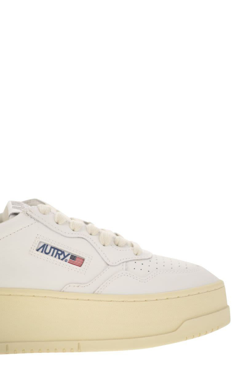 Autry Medalist Platform - Leather Trainers