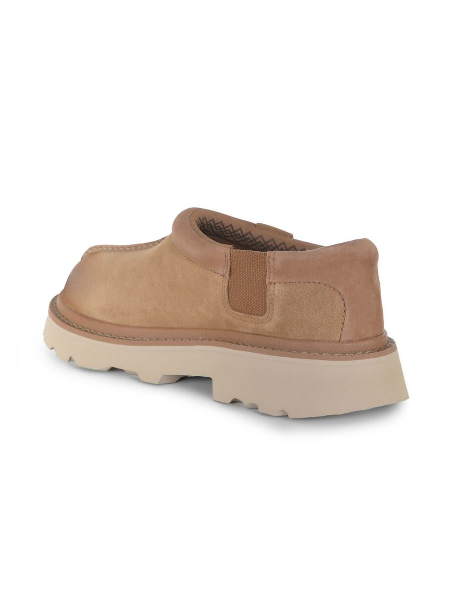 UGG  Flat Shoes