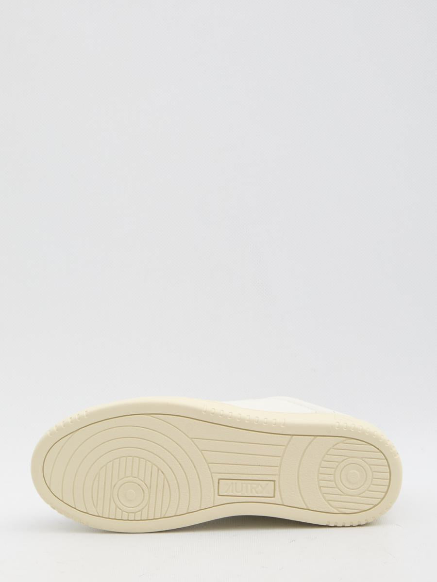 Medalist Low Sneakers