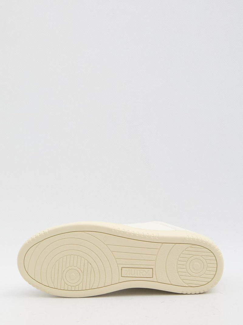 Medalist Low Sneakers