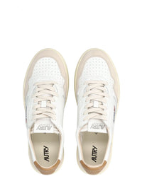 Autry Medalist Low Sneakers In White And Brown Sugar