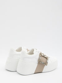 Viv' Skate Sneakers In Leather




Chiedi A Chatgpt