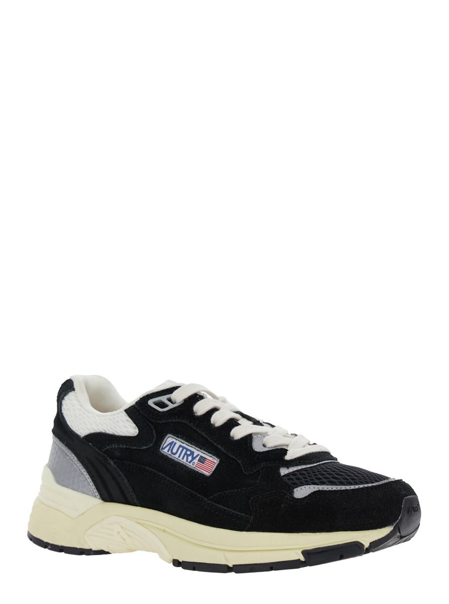 'Hyperway' Black Low Top Sneakers With Logo Patch On Tongue And Side In Suede And Mesh Woman
