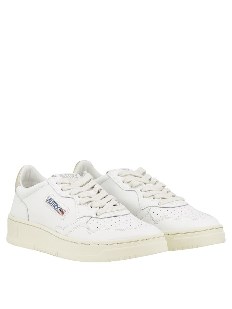 Autry "Medalist Low" Sneakers
