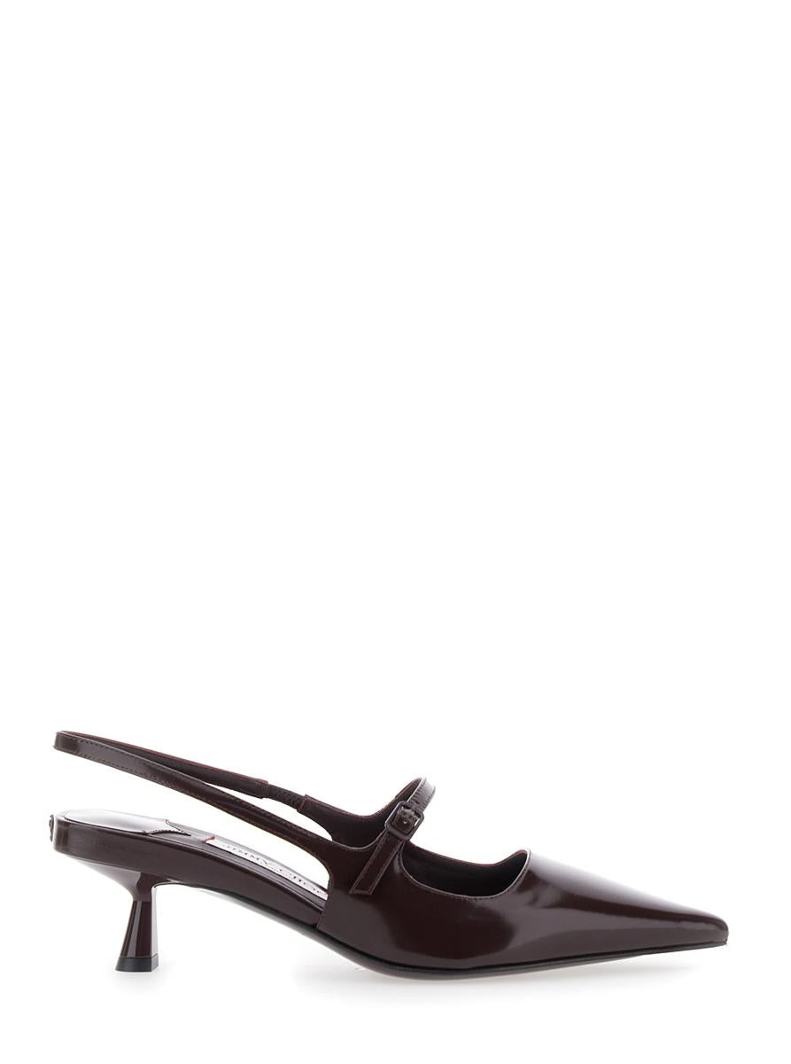 Bordeaux Pumps With Pointed Toe Design In Leather Woman