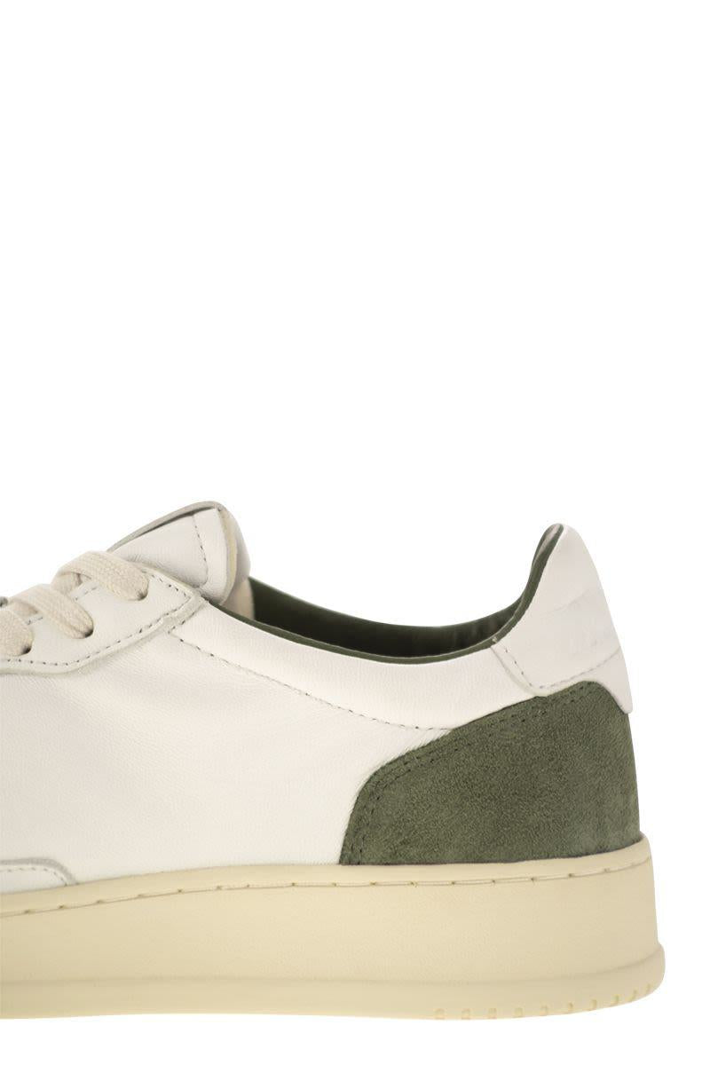 Autry Medalist Low - Sneakers In Goatskin And Suede