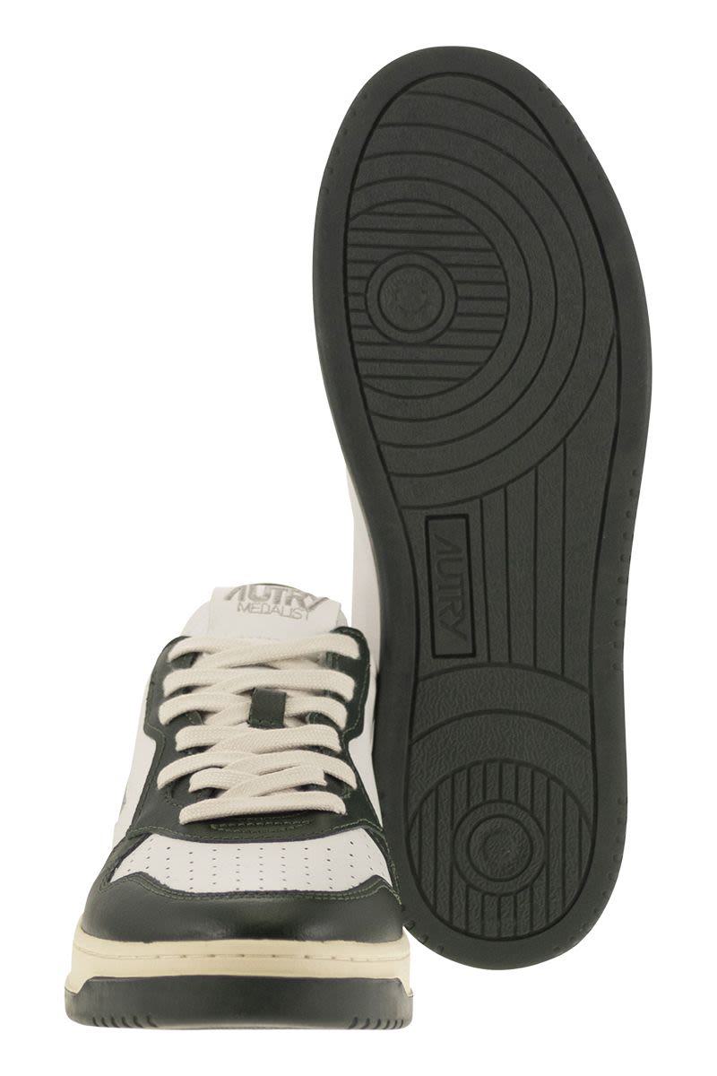 Autry Medalist Low - Leather Sneakers