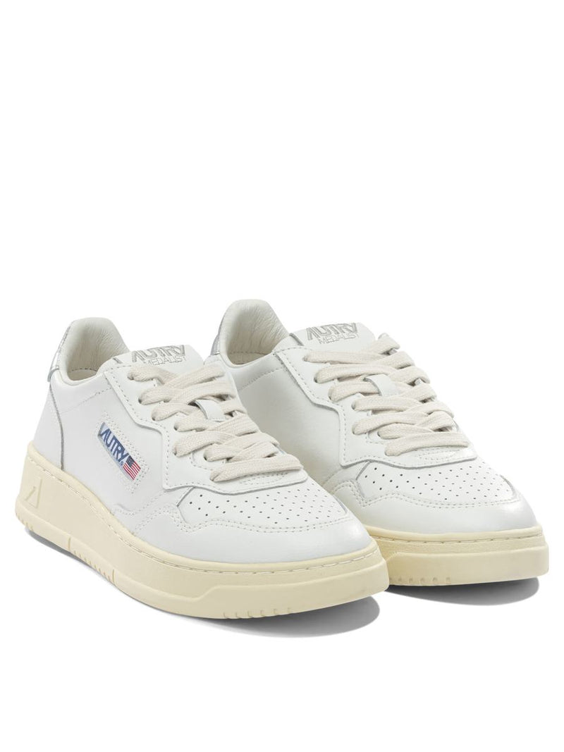 Autry "Medalist Low" Sneakers