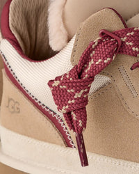 UGG Sneakers 2