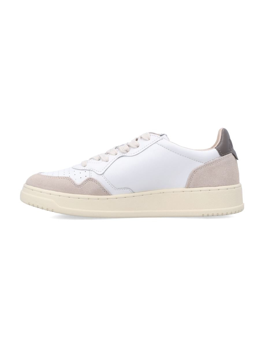 Autry Medalist Low-Top Sneakers