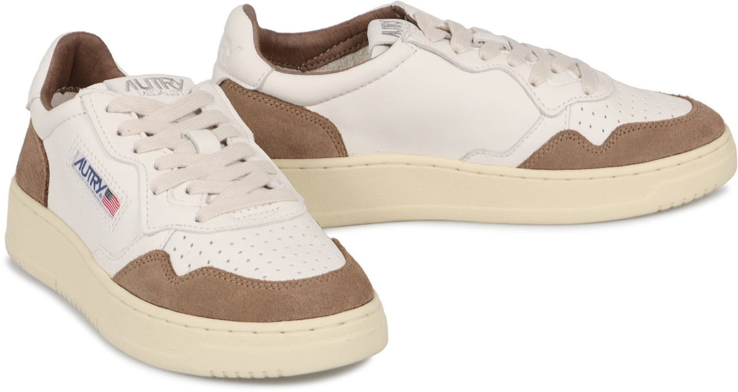 Autry Medalist Low-Top Sneakers