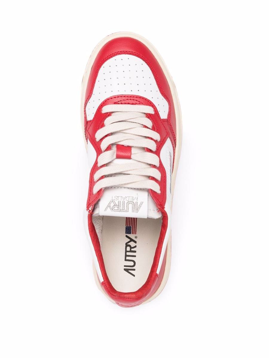 Autry Medalist Low Leather Sneakers