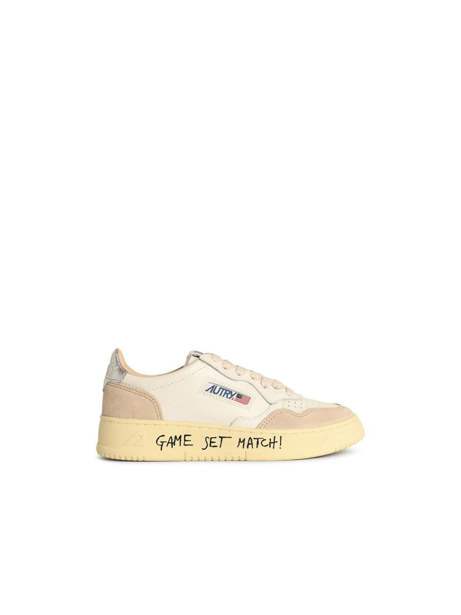 Autry 'Medalist Low' White Leather Lettering Sneakers
