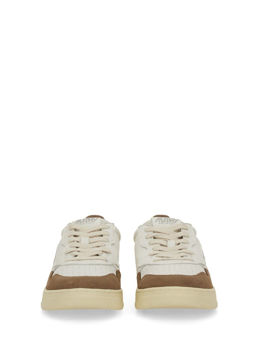 Autry "Medalist" Low Sneaker