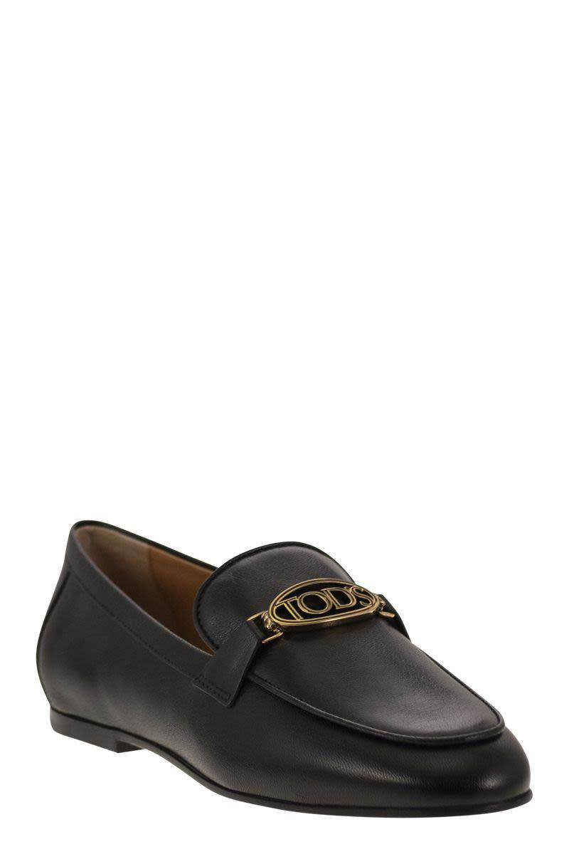 Tod'S Leather Loafer With Accessory