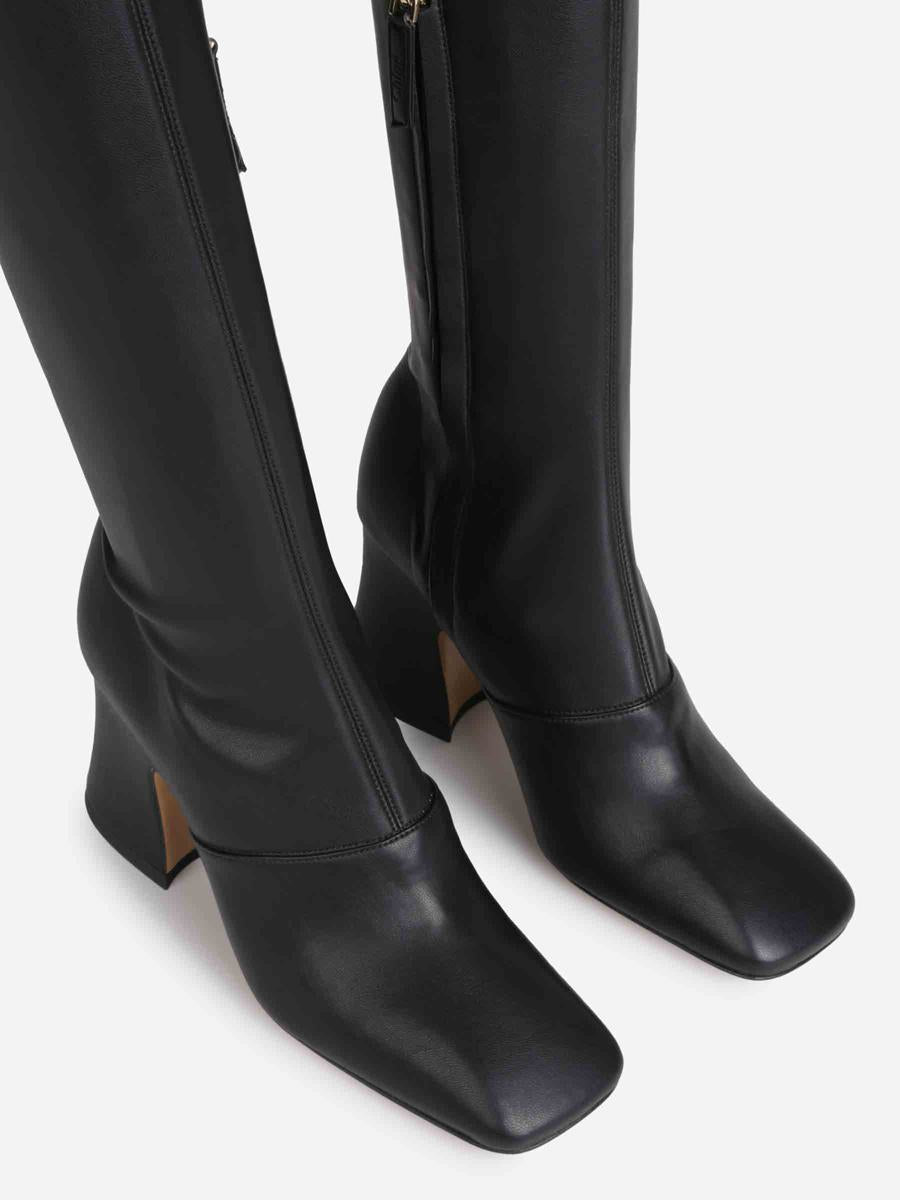 Chloé High Leather Boots