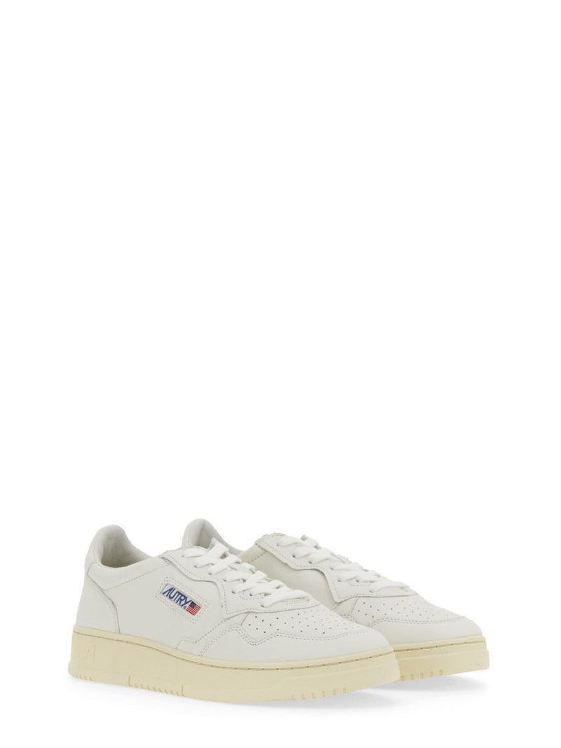 Autry "Medalist Low" Sneaker