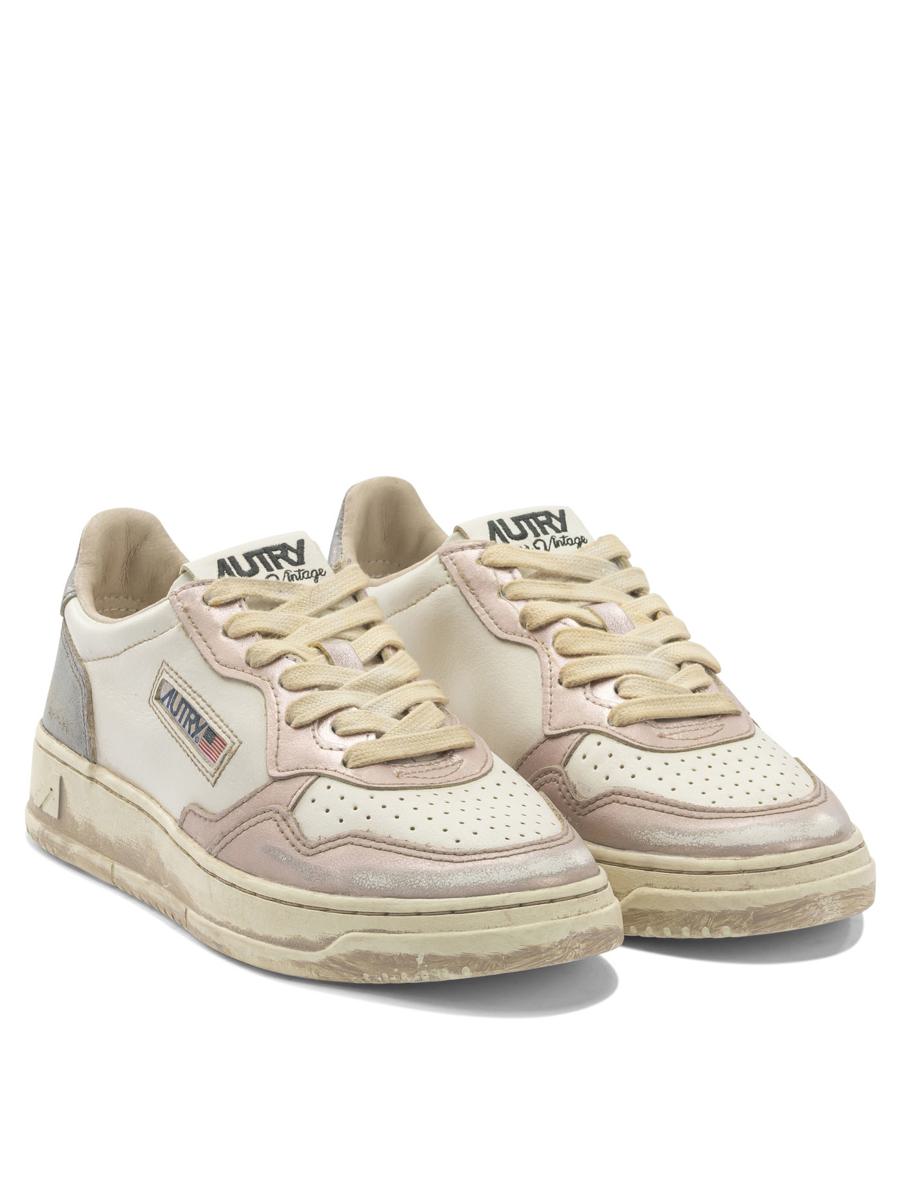 Autry "Medalist Low Super Vintage" Sneakers