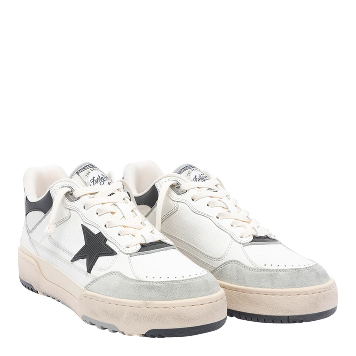 Golden Goose Sneakers