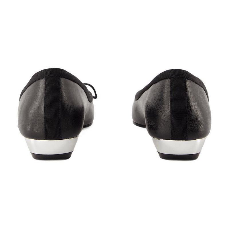 Alexander McQueen Armadillo Ballerinas