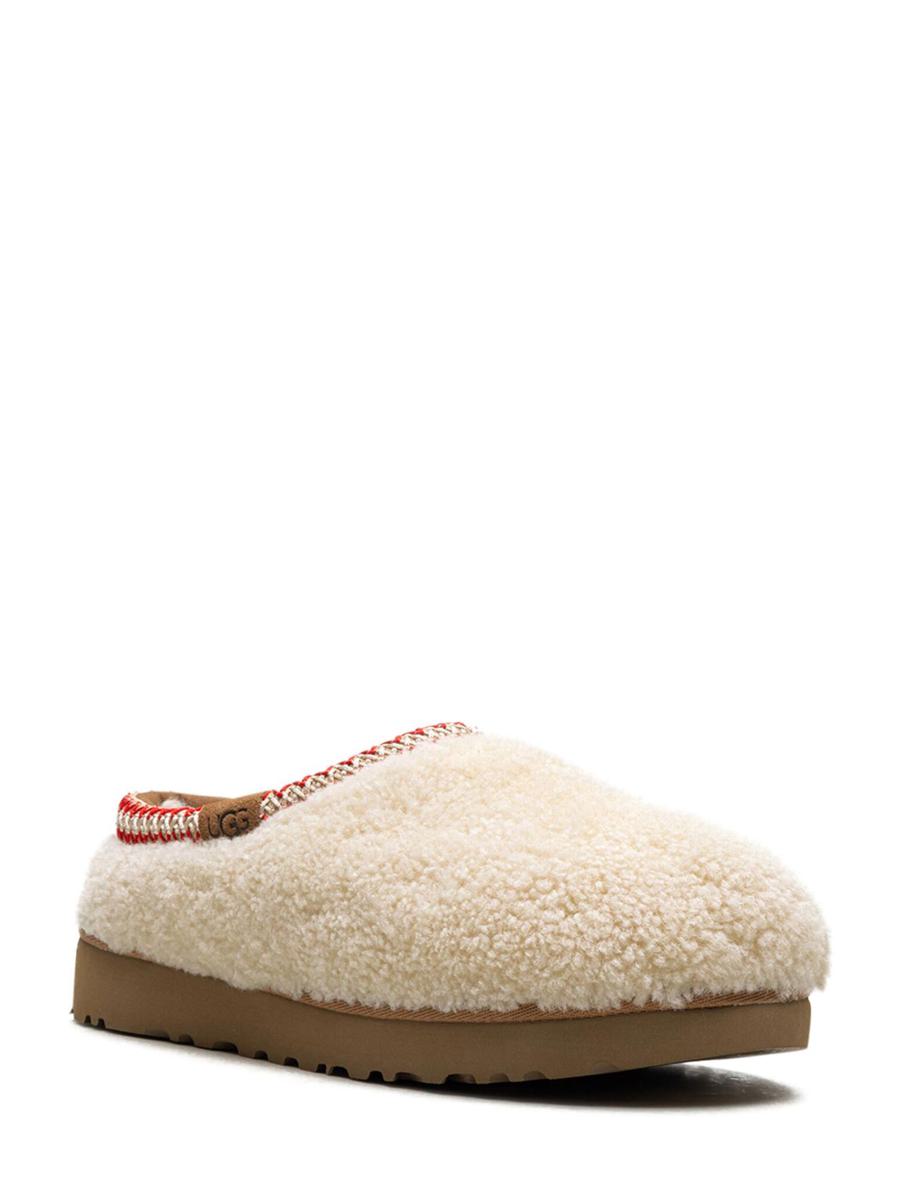 UGG Flat Shoes