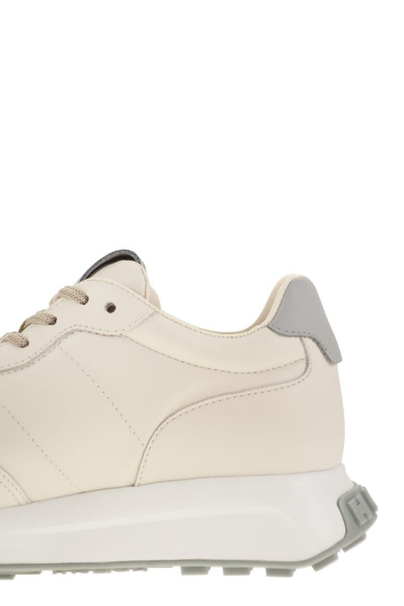 Hogan H641 - Leather Sneakers