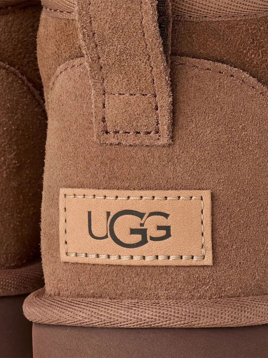 UGG Woman "Classic Ultra Mini" Shoes