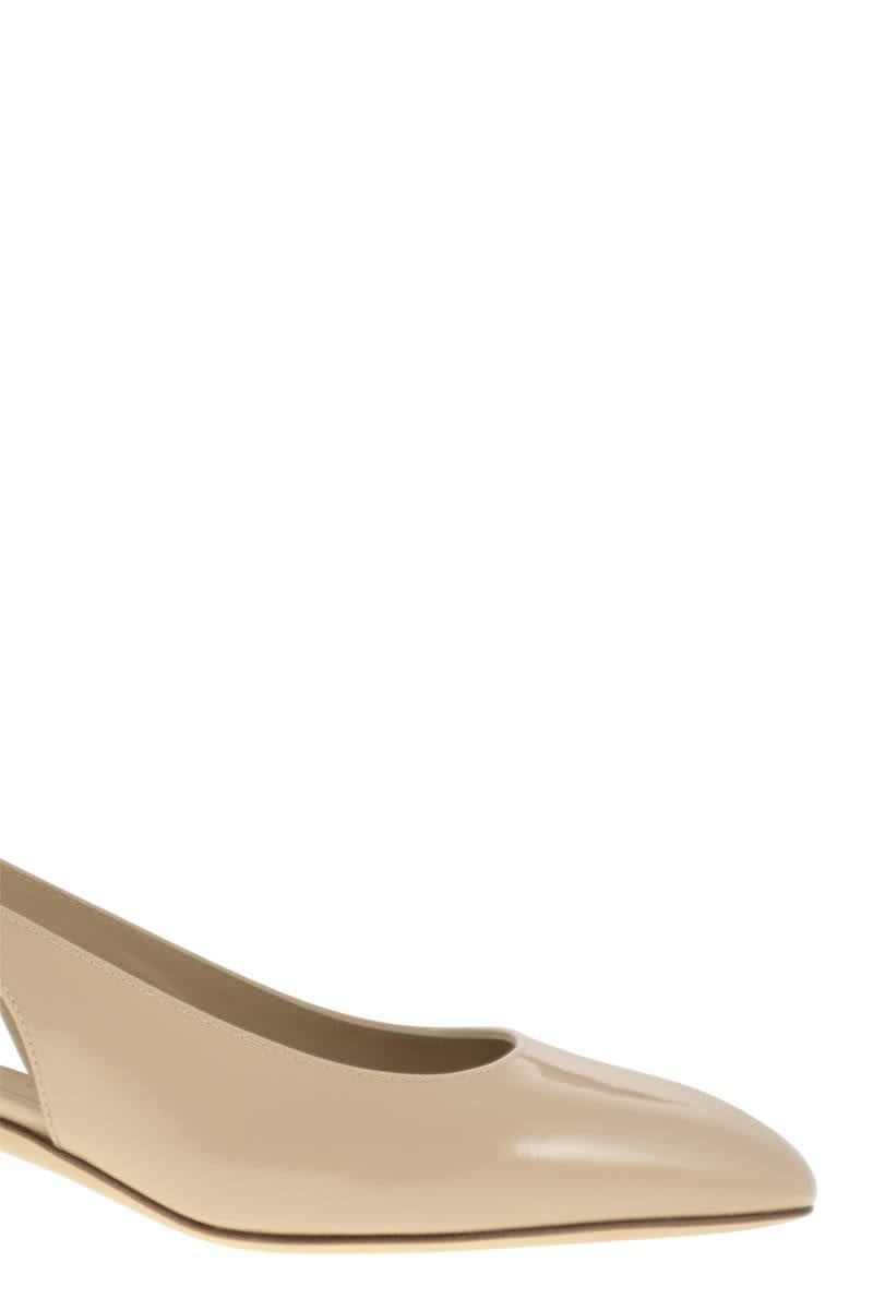 Stuart Weitzman Maeve - Lacquered Leather Slingback