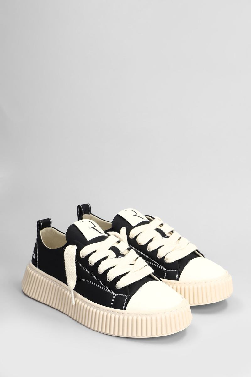 Rhun Sneakers